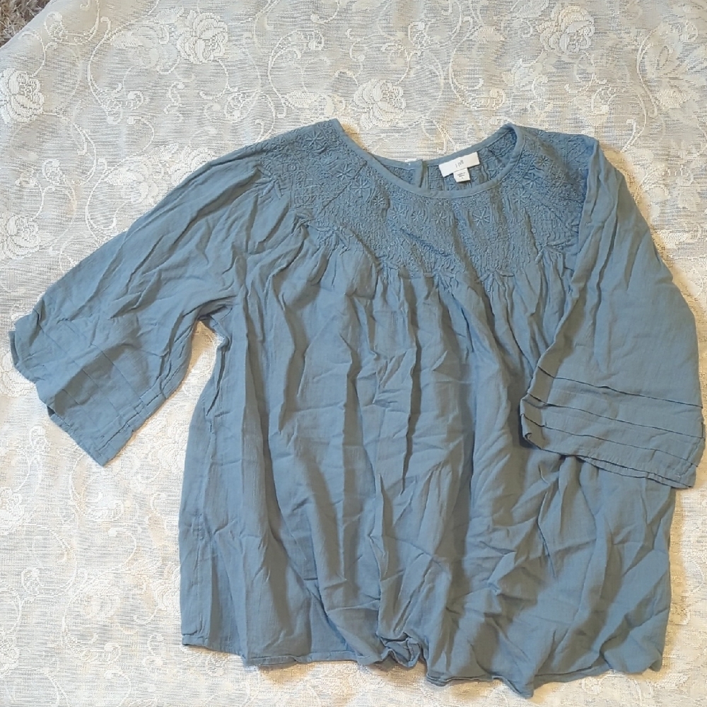 J JILL BLUE FLOWY BLOUSE APPLIQUED COLLAR SIZE SMALL